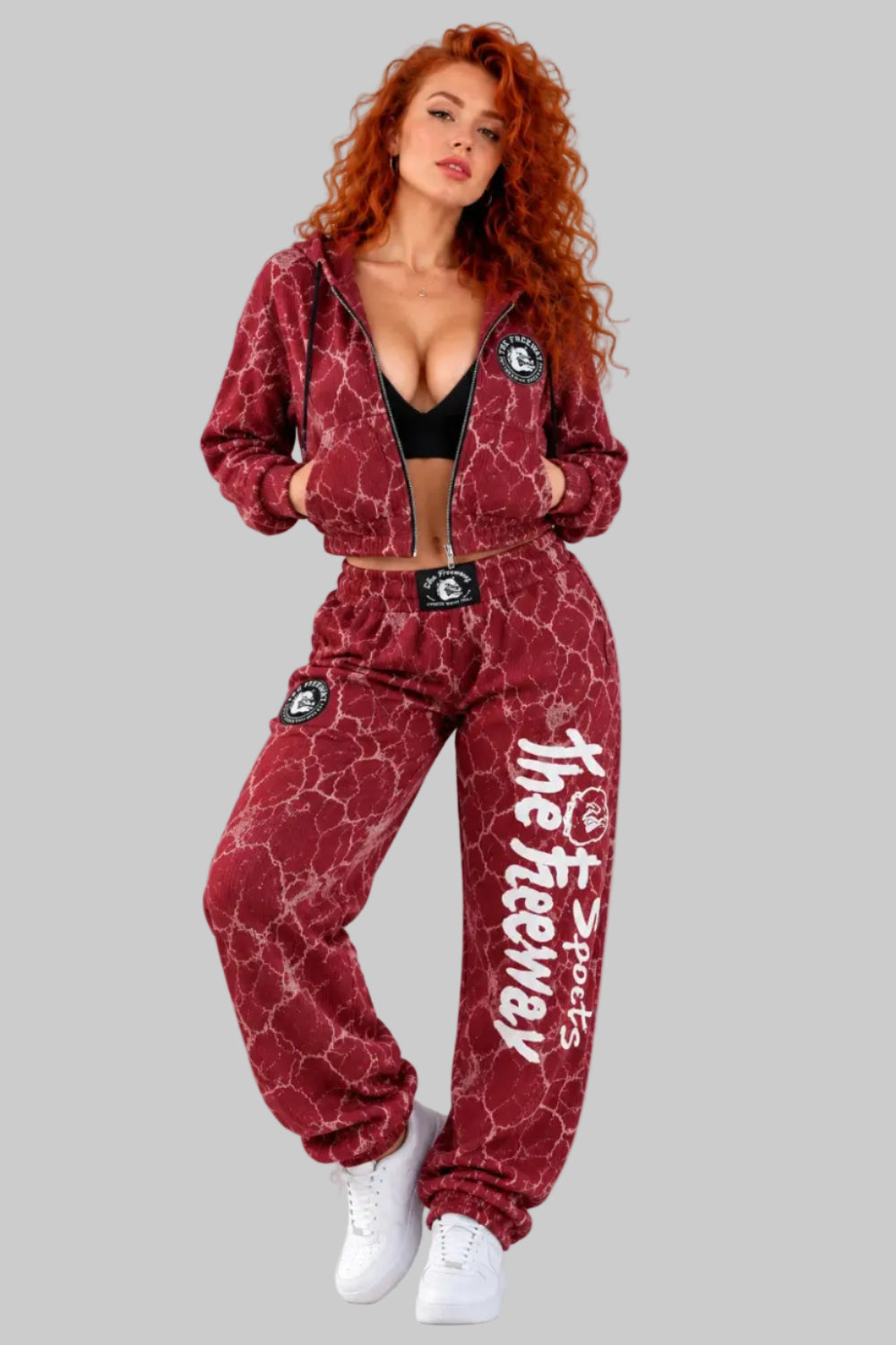 Thefreeway women's Bordeaux marble training suit with cropped zip hoodie and wide-leg pants, Art. 7870