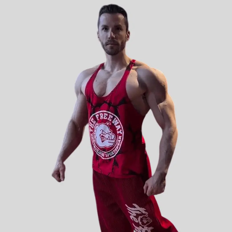 Men's red marbled bodybuilding stringer tank top Thefreeway Sportswear art. 2221 worn by a bodybuilder, front view