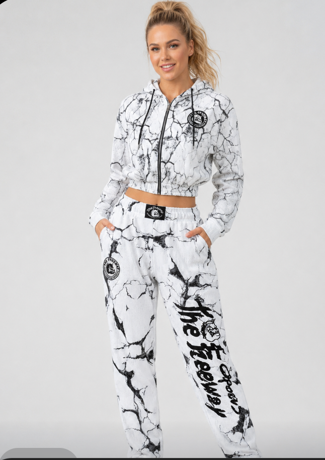 Thefreeway Art.7870 women's training suit in marbled white worn by a female model, full-body studio front view